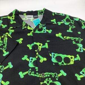 Spongebob Squarepants Mens Short Sleeve Button‎ Up Skull Shirt Size Medium NWT